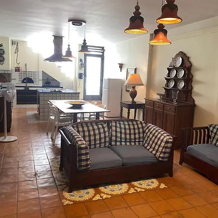 Angioina Apartment *