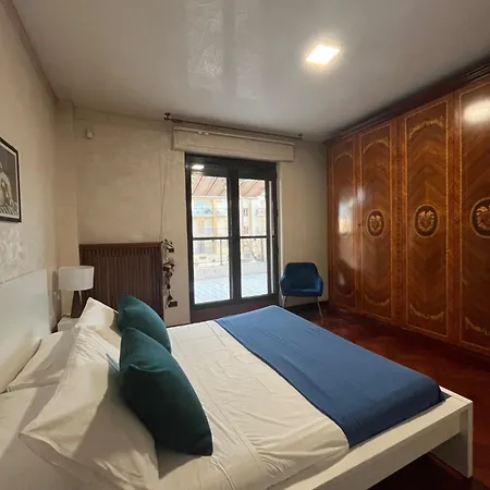 Angioina By Casa Manfredi *